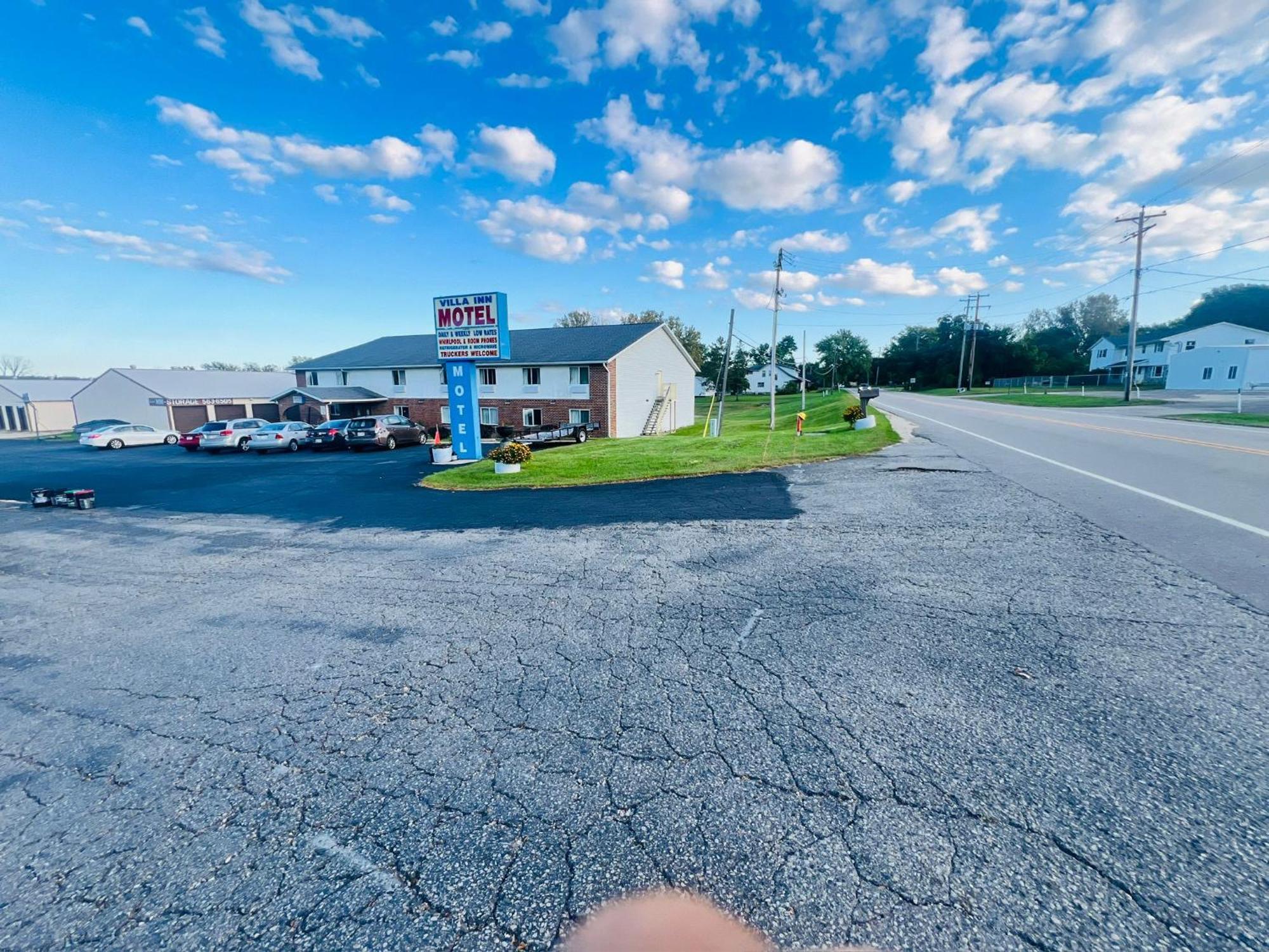 Villa Inn Motel Near Hwy 12 Wi Capital O Fort Atkinson Kültér fotó
