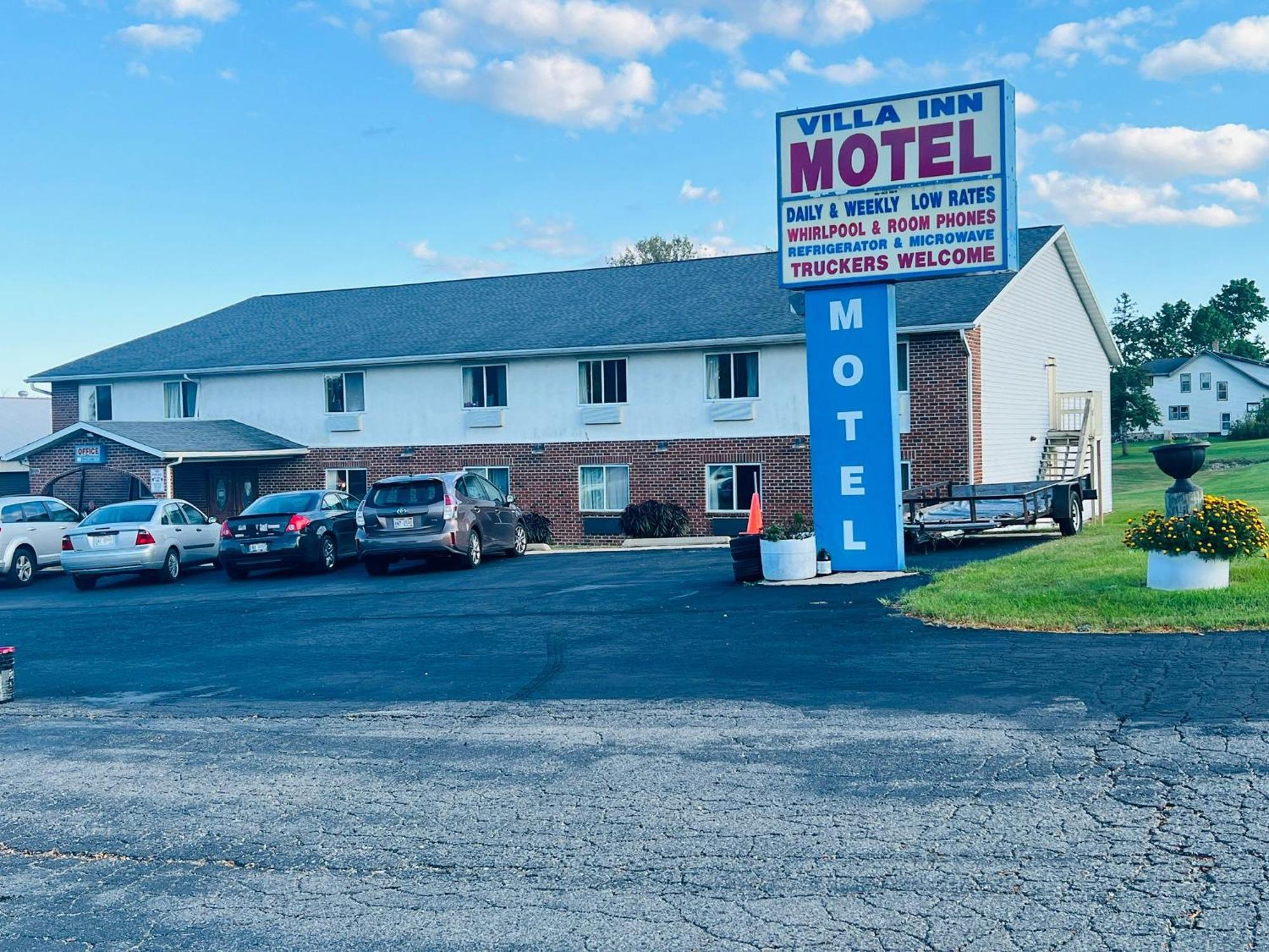 Villa Inn Motel Near Hwy 12 Wi Capital O Fort Atkinson Kültér fotó