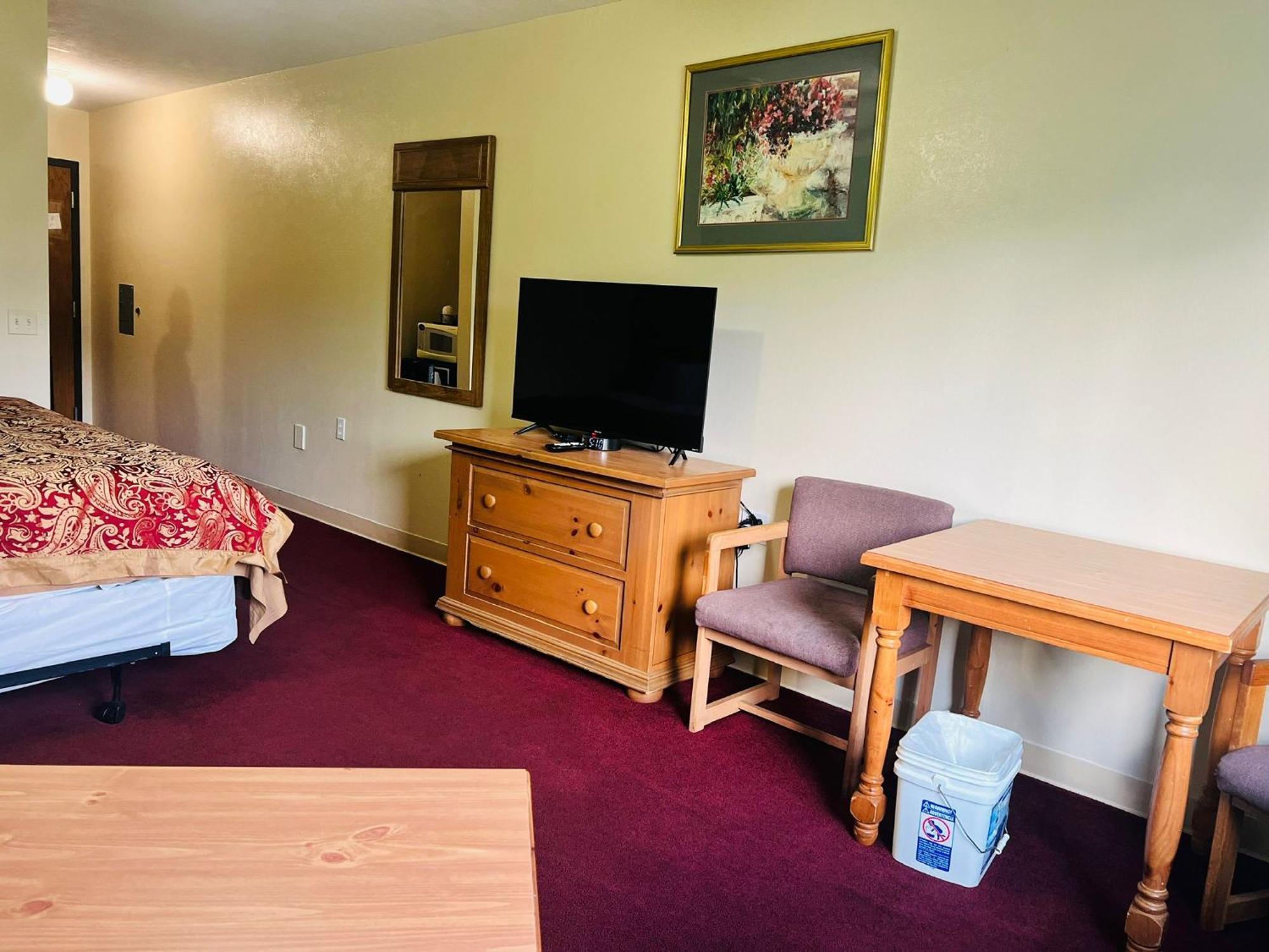 Villa Inn Motel Near Hwy 12 Wi Capital O Fort Atkinson Kültér fotó